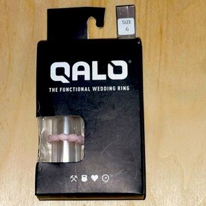 New Qalo Functional Wedding Ring - Pink/Light Pink Size 6